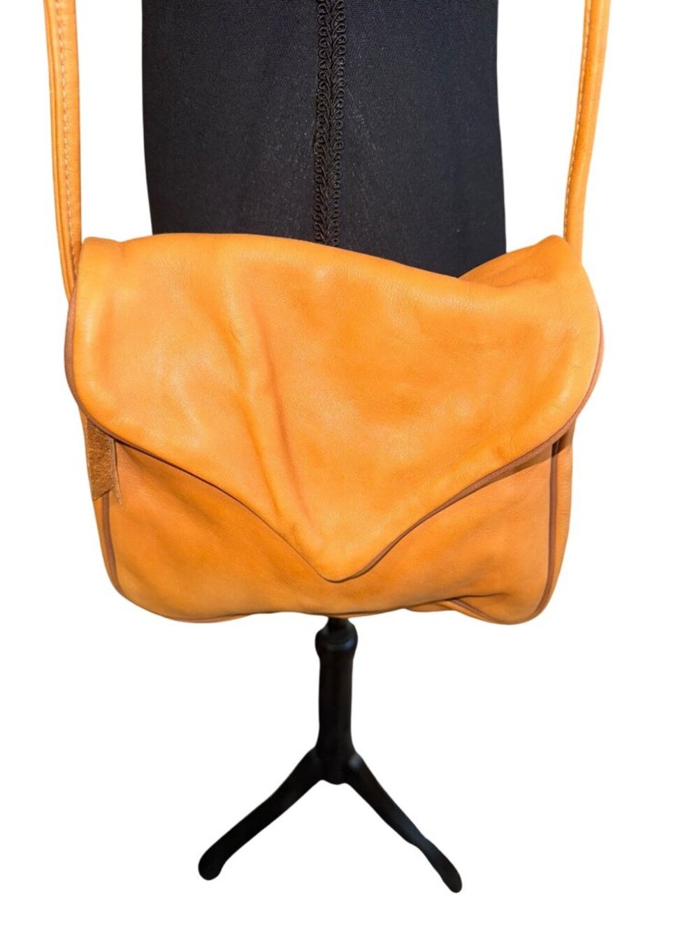 VNT Jwmderr Bend Oregon USA Congac Genuine Soft Leather Crossbody Bag Flap Boho